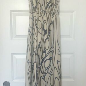 Elegant Cream and Black Abstract Club Monaco Dress